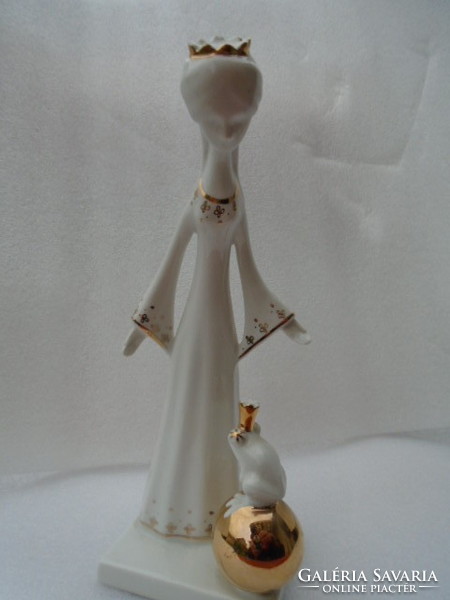 Art Deco Ősz Szabó Antónia porcelán figura 22-23 cm100% vitrin állapotban van