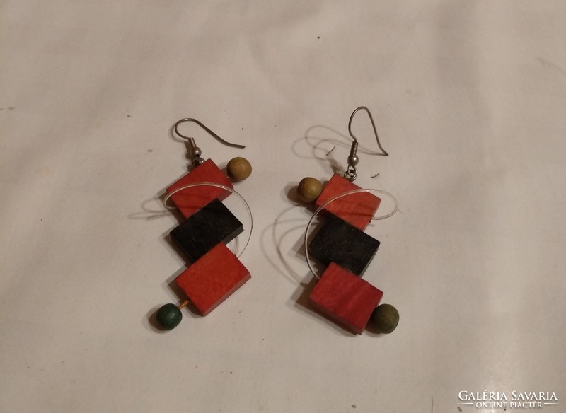 Wooden earrings, recommend!