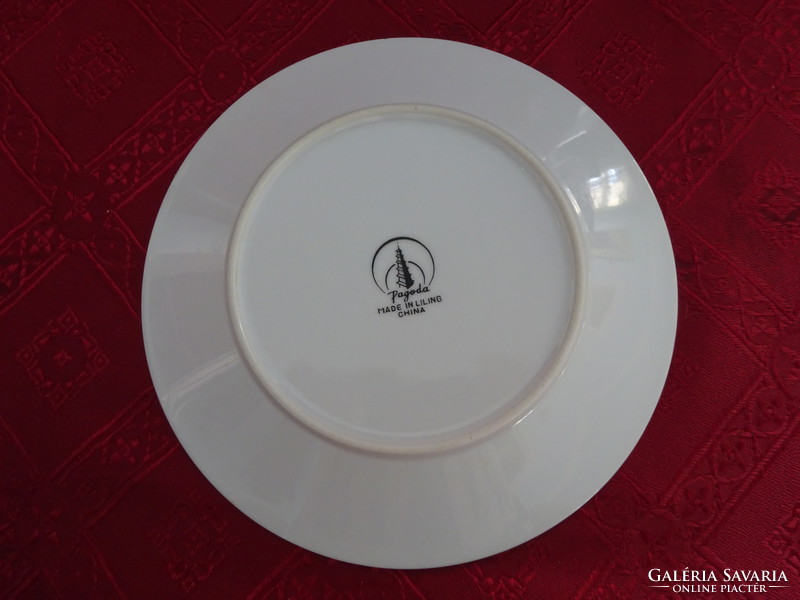Porcelain pagoda, Chinese pastry plate, diameter 19 cm. He has!
