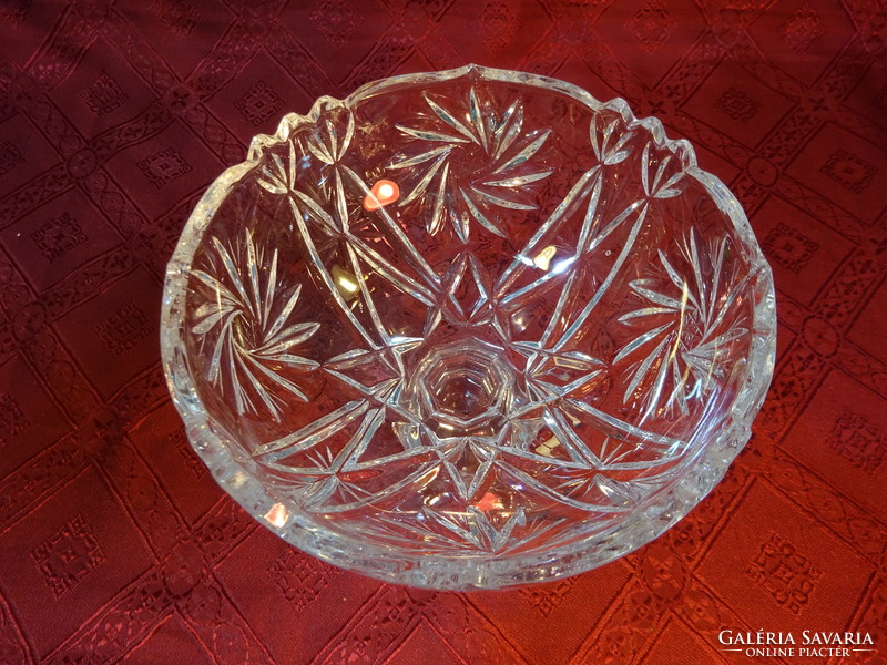 Kristályüveg asztalközép, serleg forma, felső átmérője 15,5 cm. Vanneki!