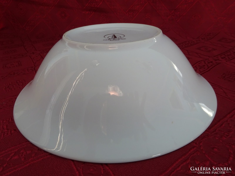 Porcelain pagoda, Chinese garnished bowl, diameter 20.5 cm. He has!