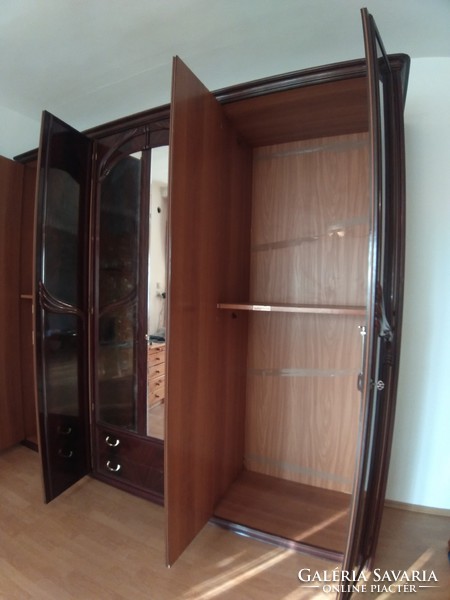 High-gloss Italian tutto mobile 5-piece hanger, 2 drawers, 3 shelves wardrobe 6 doors 2 mirrors
