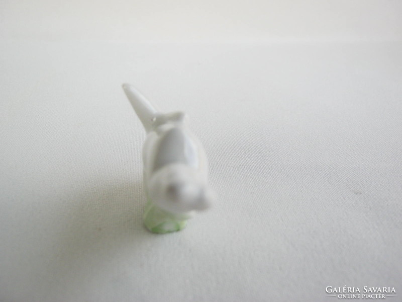 Rare Raven House porcelain jumping mini bunny