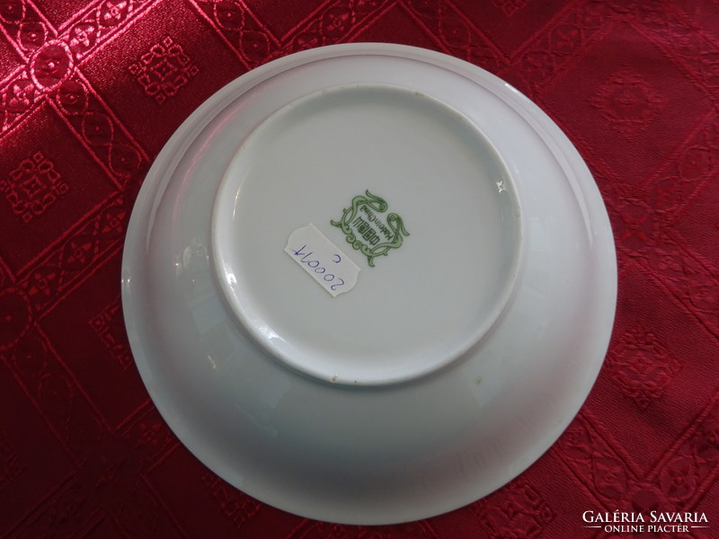 Oriental porcelain, rose patterned garnished bowl, diameter 20.5 cm. He has!