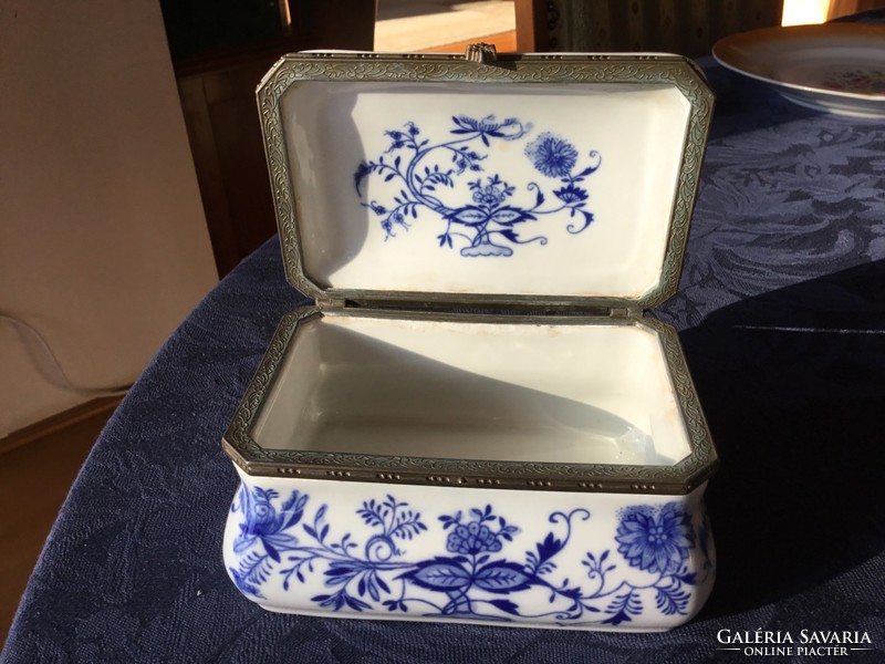 Beautiful, antique porcelain bowl, heavy, rarity