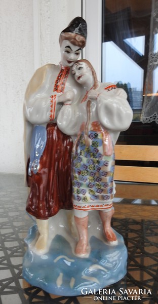 Mátkapár - jelzett orosz figurális porcelán