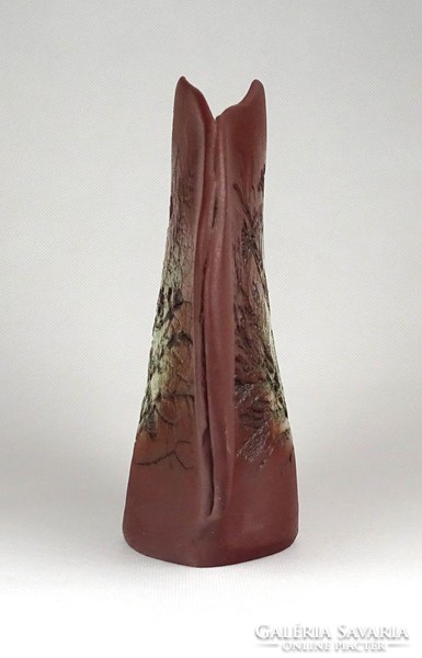 1D025 Ceramic vase: imprinted ceramic vase