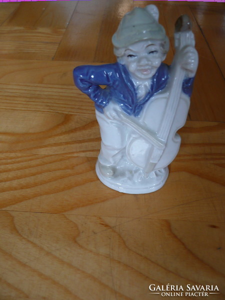Gyönyörű szép Csellózó porcelán figura