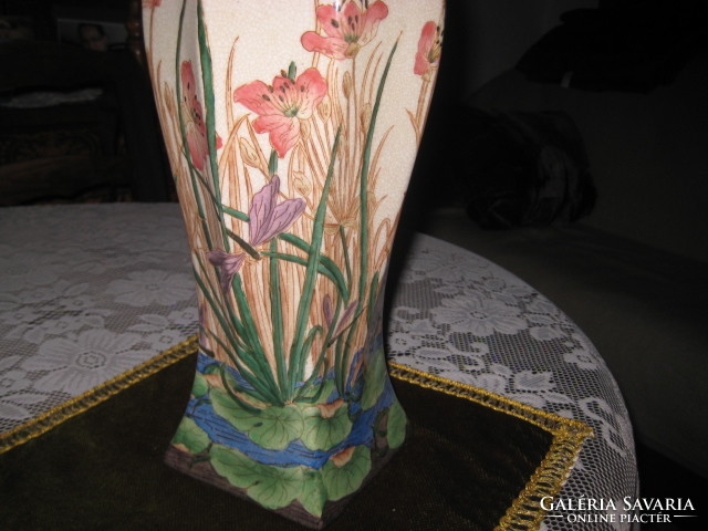 Fajansz váza  13 x  35,5 cm  szép állapotban