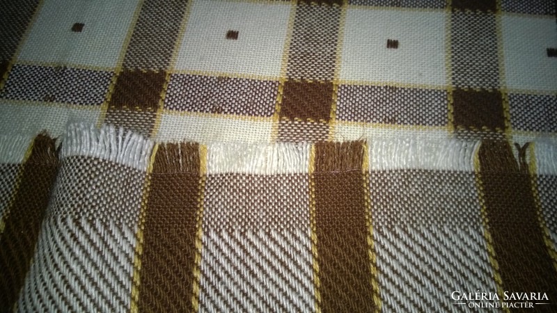Fregoli checkered tablecloth-blanket-picnic blanket, perfect new condition, nice piece.