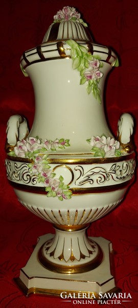 Royal Dux fedeles váza