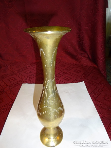 Indian copper vase, height 20 cm. He has!