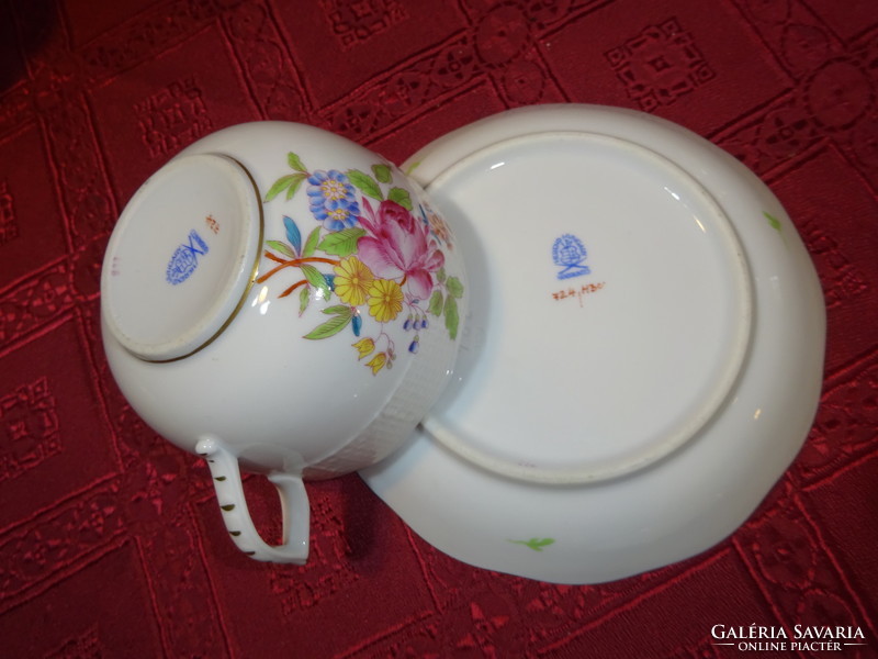 Herend porcelain, six-person tea set, hbc pattern. He has!