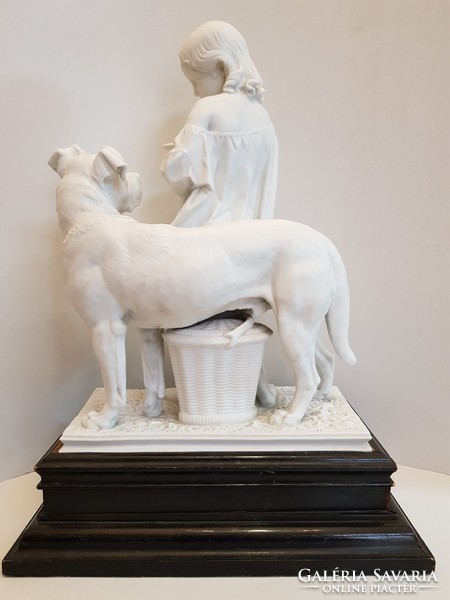 GYŰJTŐKNEK!! HATALMAS!!! Karl Heinrich Möller(1802-1882) biszkvit porcelán kutyát etető kislány 1850