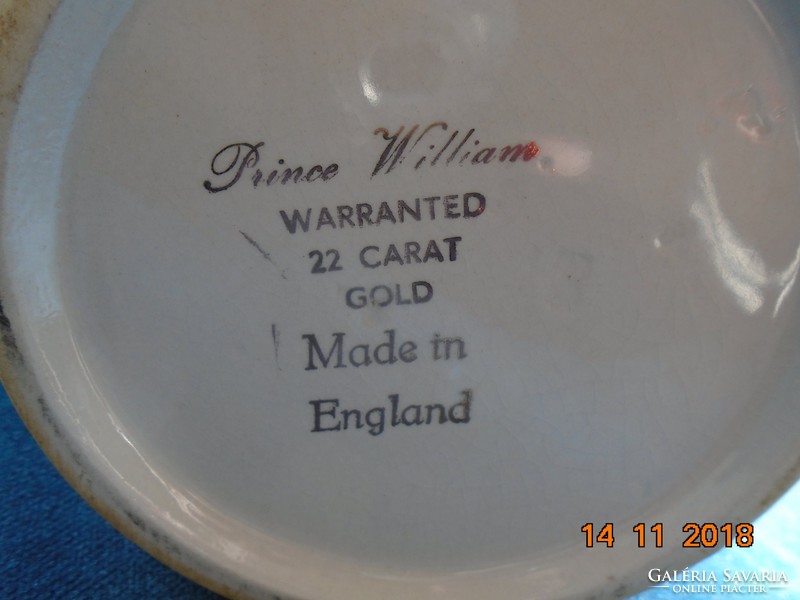 Vilmos Gloucesteri herceg ajánlatával 22 K arannyal díszítve,arannyal jelezve,sörös kupa