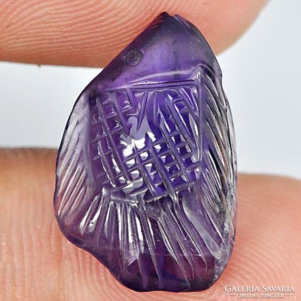 Real, 100% natural carved/engraved purple amethyst fish 10.31ct (st. - Almost translucent)