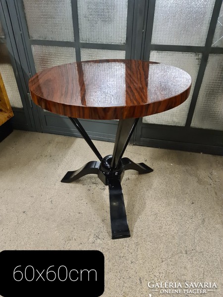 Art deco 3 lábú asztal, dohányzóasztal,lerakóasztal,telefonosasztal,kis asztal