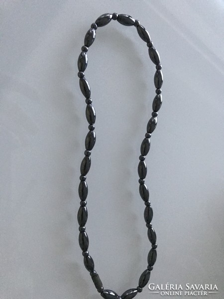 Hematit nyaklánc, 43 cm hosszú
