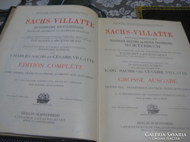 SACHS-VILATTE  francia - német  szótár 1911 .   2000 oldal mérete  20 x 27 x 10 cm