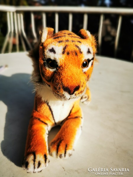 Plush tiger, 42 cm