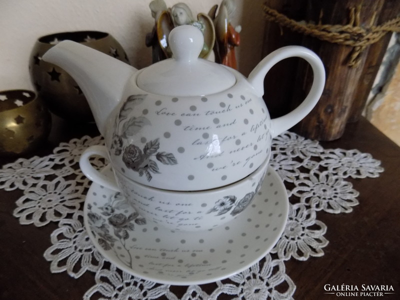 Tea set for one person