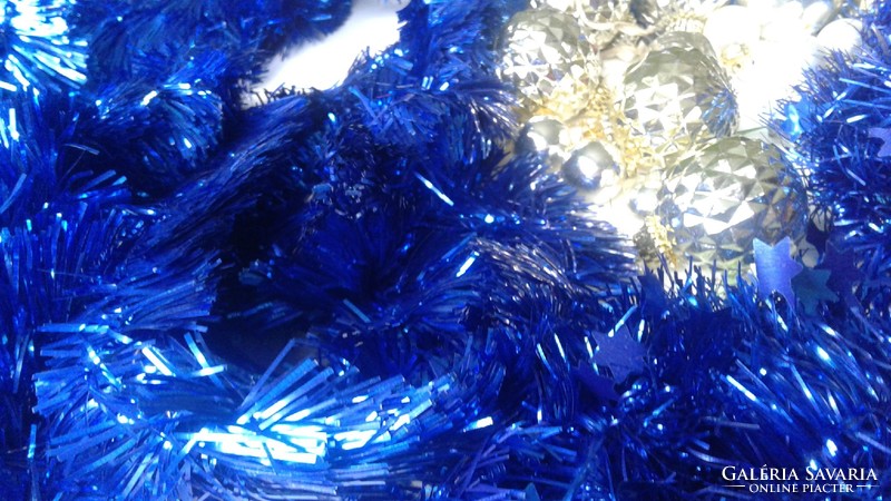 Blue Christmas tree decoration package