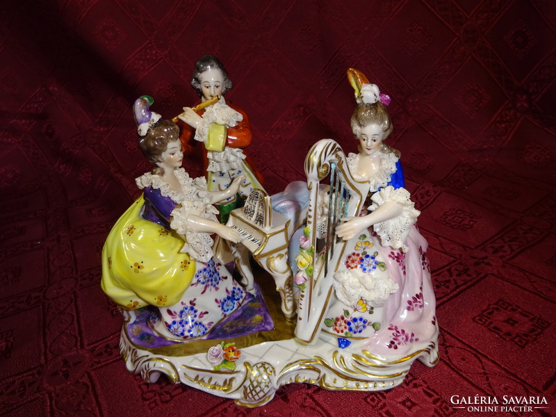 German porcelain antique musical trio, aelteste volkstedter manufactory, figural sculpture. He has!
