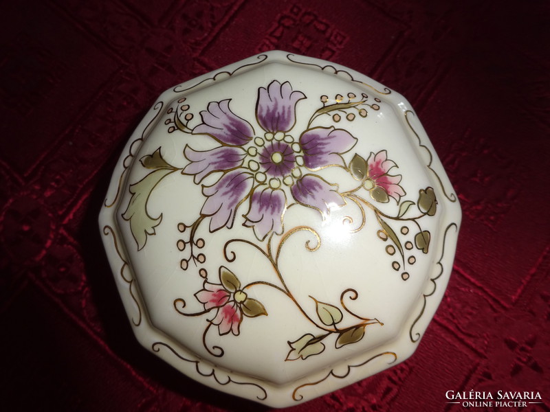 Zsolnay porcelán bonbonier, halvány lila virággal. Vanneki!