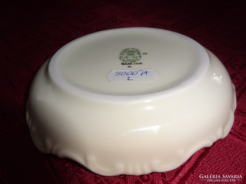 Zsolnay porcelain, round centerpiece, diameter 12.5 cm. Designation: 9335/008. He has!