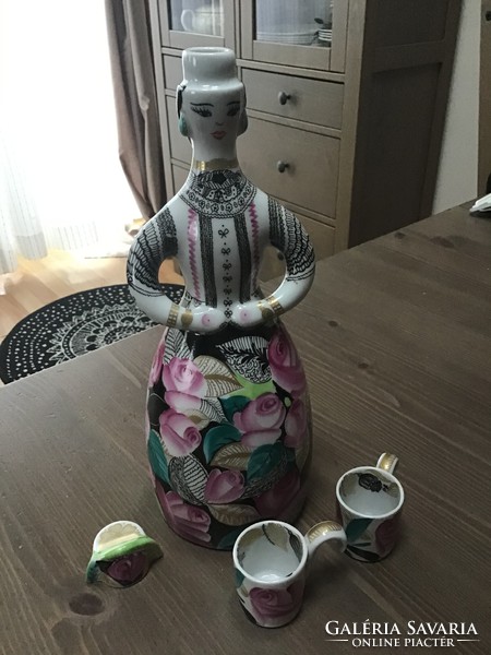 Nagyon ritka Lomonosov orosz kézzel festett porcelán kiöntő két pohárral