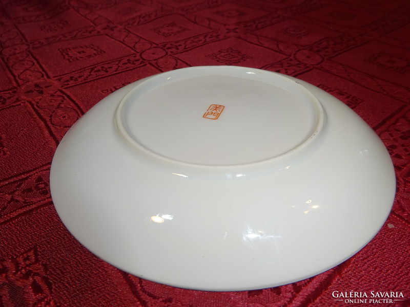 Japanese porcelain teacup coaster, diameter 13.2 cm. He has!