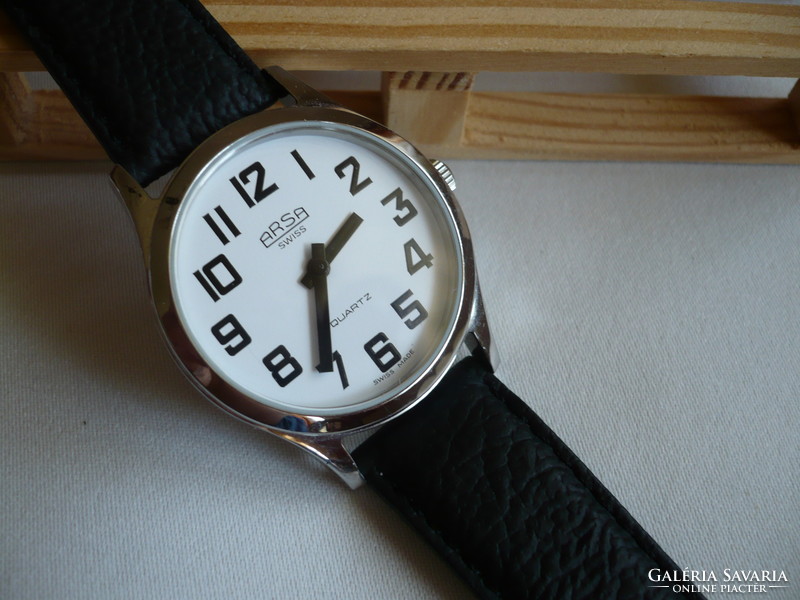 Arsa is a special Swiss watch for the visually impaired