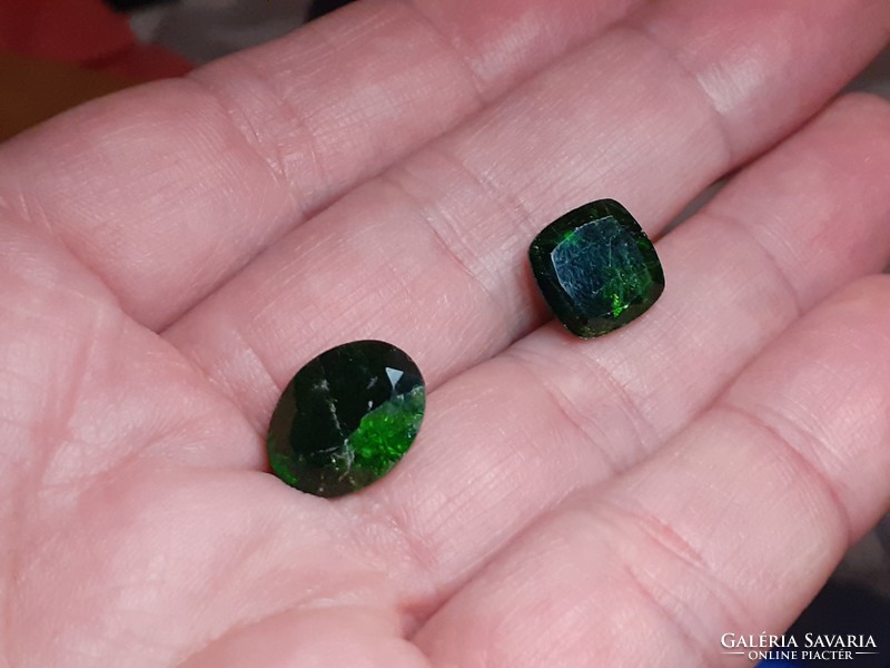 Chrome diopside gemstone rare 5 and 7 carats