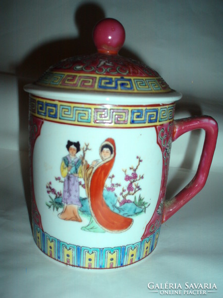 Vintage Chinese porcelain teapot with lid