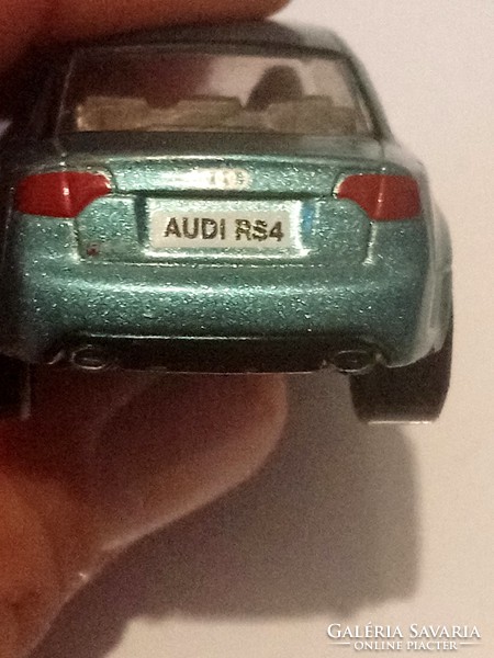 Realtoy Audi rs4. Kisautó 