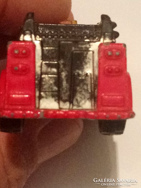 Matchbox Higway Rescue Fire Truck. 
