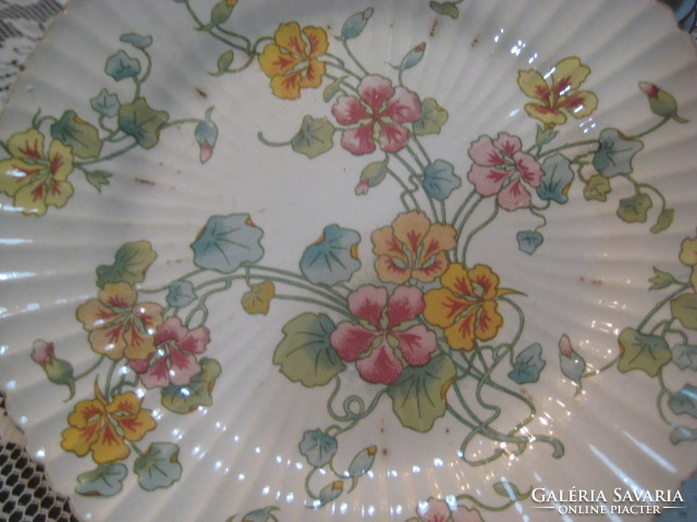 Saarregeumines plate 1950. Old beautiful flower with decor 19.6 cm