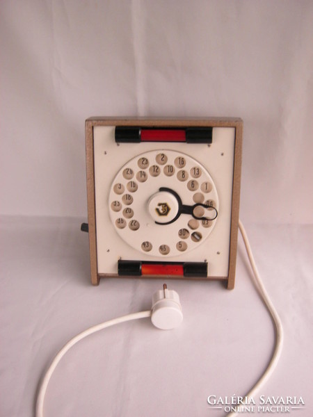 Retro photo instrument optical device