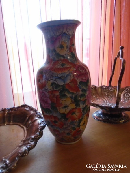 Imperial ? Chinese Vase