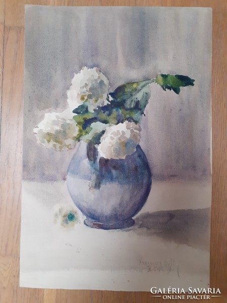 CSENDÉLET FEHÉR LABDARÓZSÁKKAL (akvarell, 27x40, Krenner Nelly alkotása) virágok, váza, vízfesték