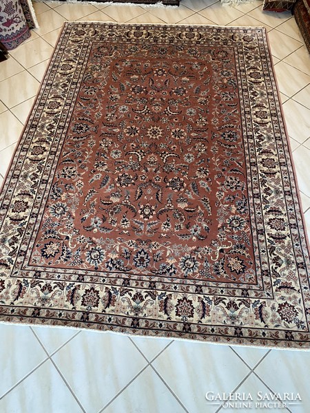 Hand-knotted tabriz Persian rug 170x240