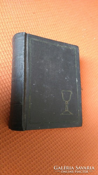 Antique singing book