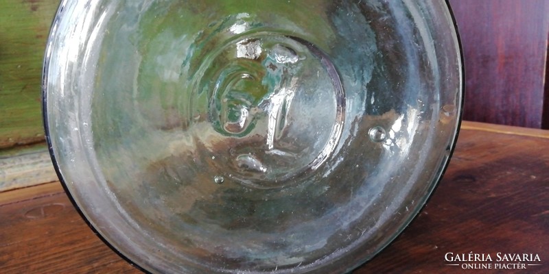 Huta üveg, pecsétes fújt üveg,6l ,dekoráció