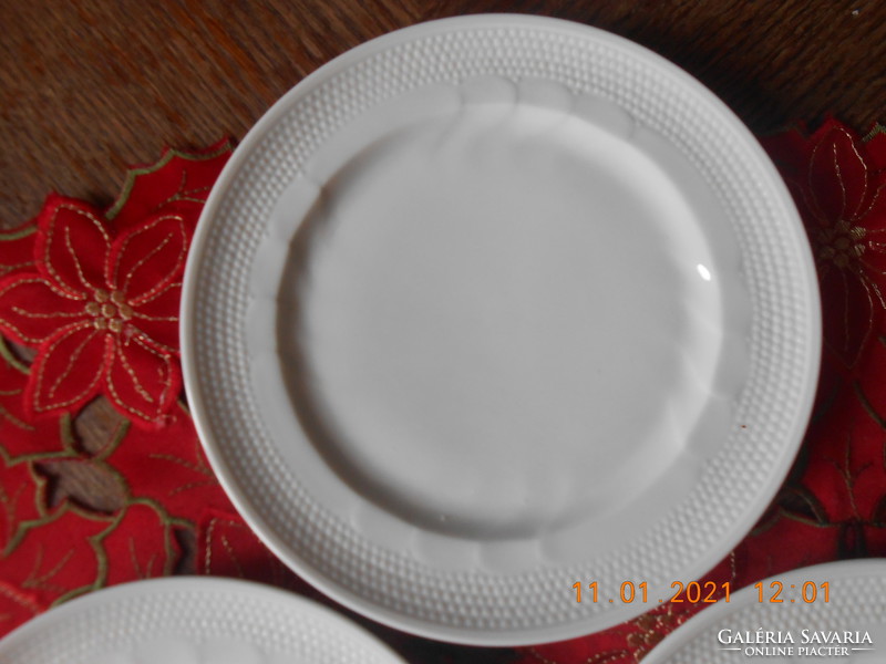Alföldi porcelán süteményes tányérok