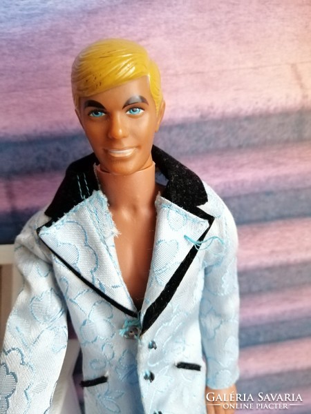 VINTAGE Barbie 1968