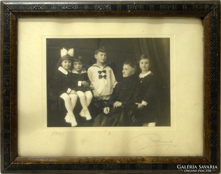 0L865 Jelzett művészi családi fotográfia 1931