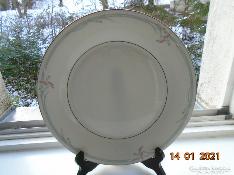 1982 Platinum with decorative stripes, carnation pattern bowl, royal doulton, 27.2 cm
