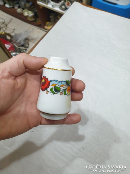 Kalocsai porcelán sószóró 