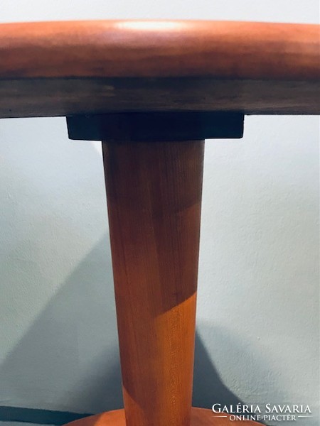 Kaesz Gyula  / art deco kerek asztal B029