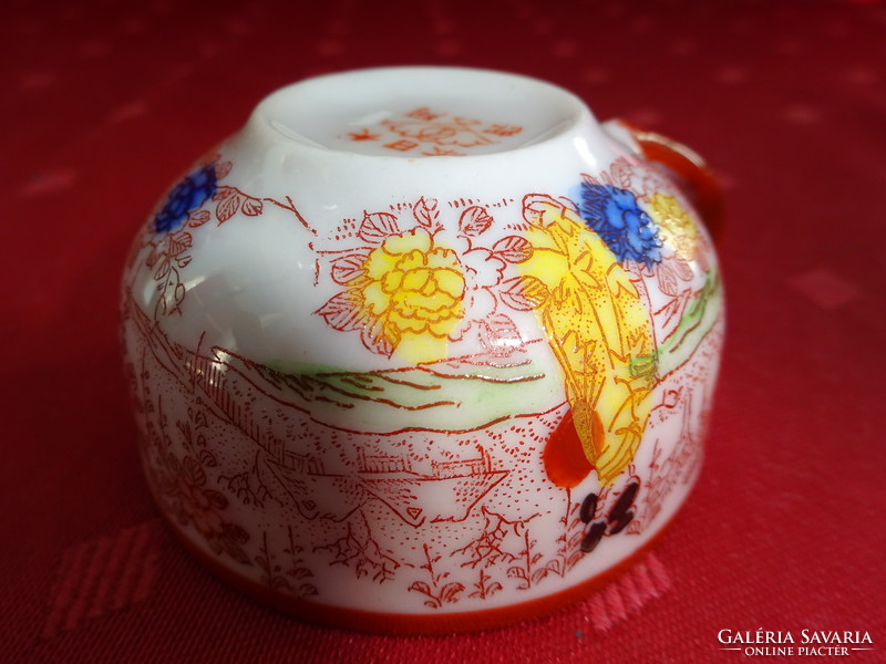Japanese porcelain, brown-edged coffee cup, diameter 6 cm. He has!